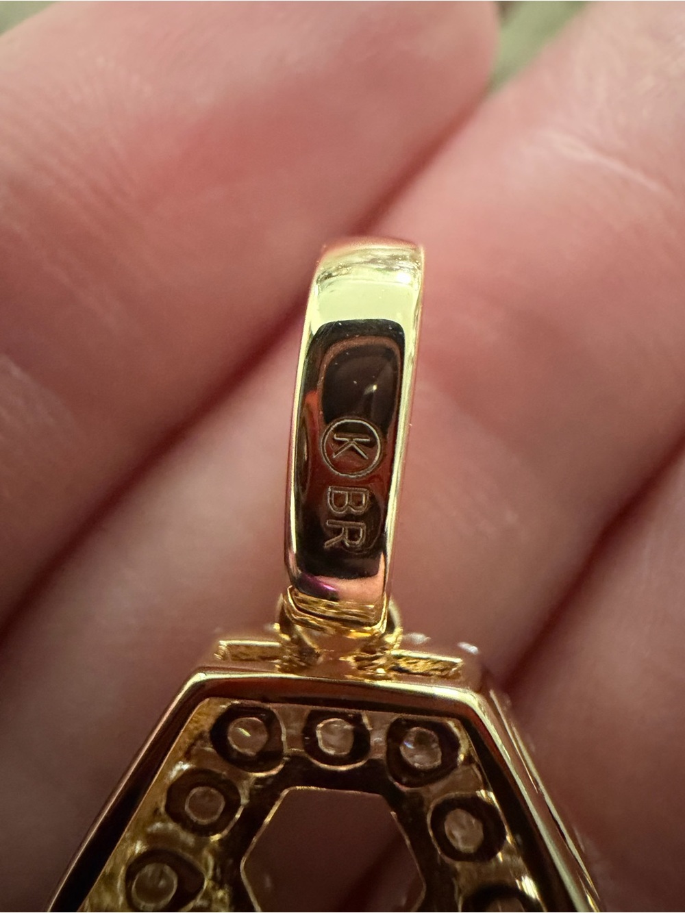 18K Gold Filled Key Pendant AAA CZ Diamond Look Hip Hop Iced Out Charm - Picture 4 of 4